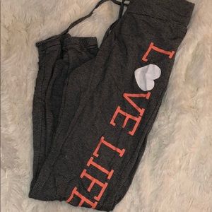 Gray sweat pants with strips